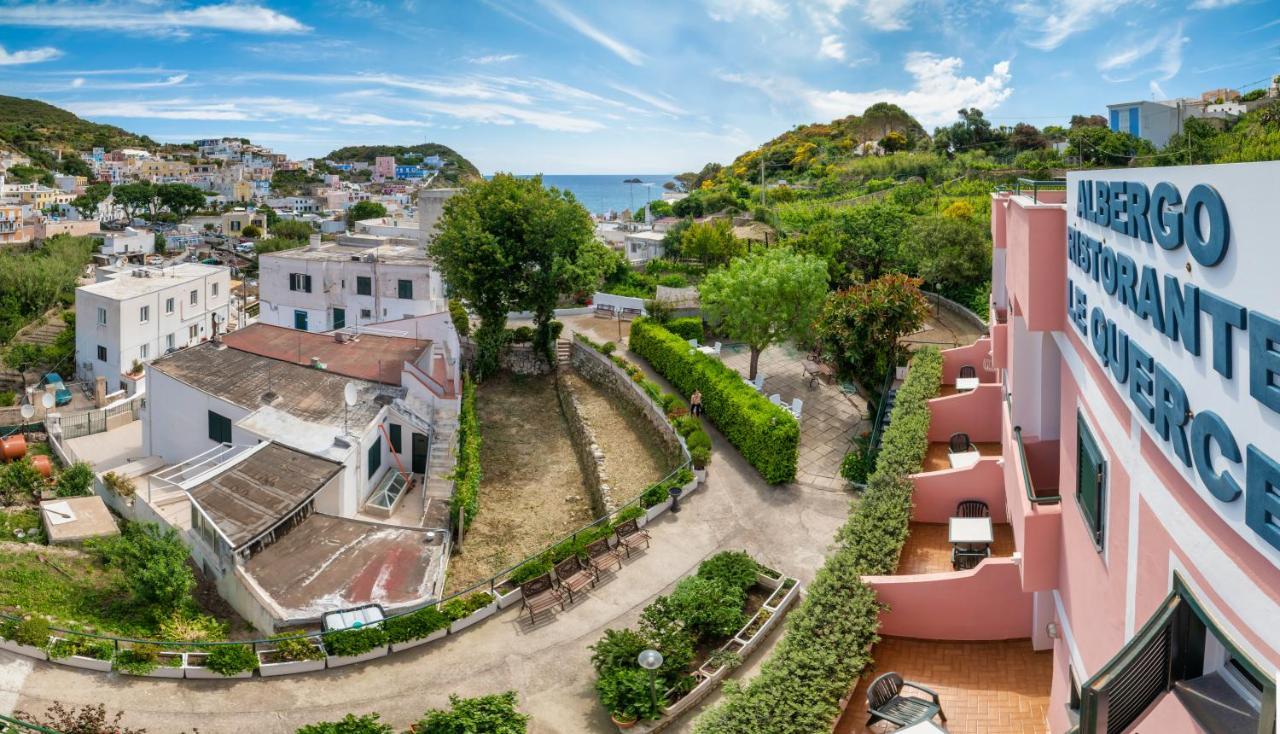 Albergo Le Querce 폰차 외부 사진